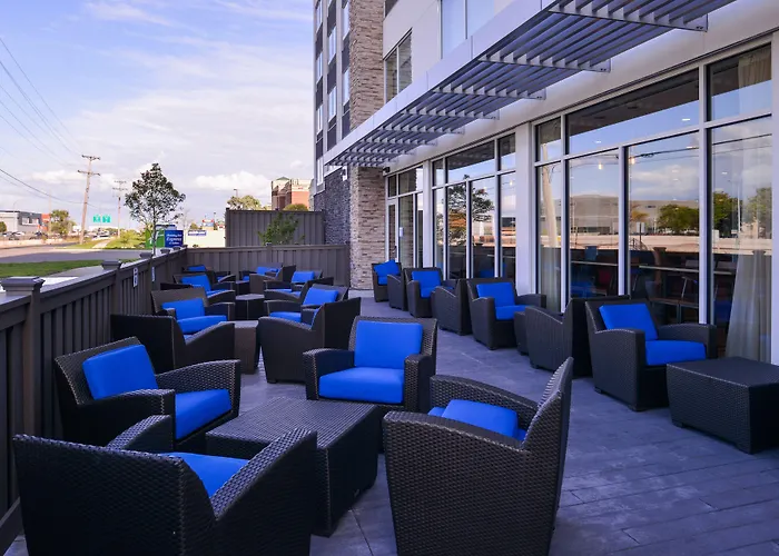 Holiday Inn Express & Suites Mall Of America - Msp Airport By Ihg Bloomington